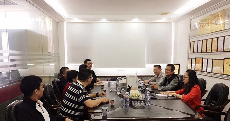 汕頭市、區(qū)兩級稅務局領導一行蒞臨我司走訪調(diào)研
